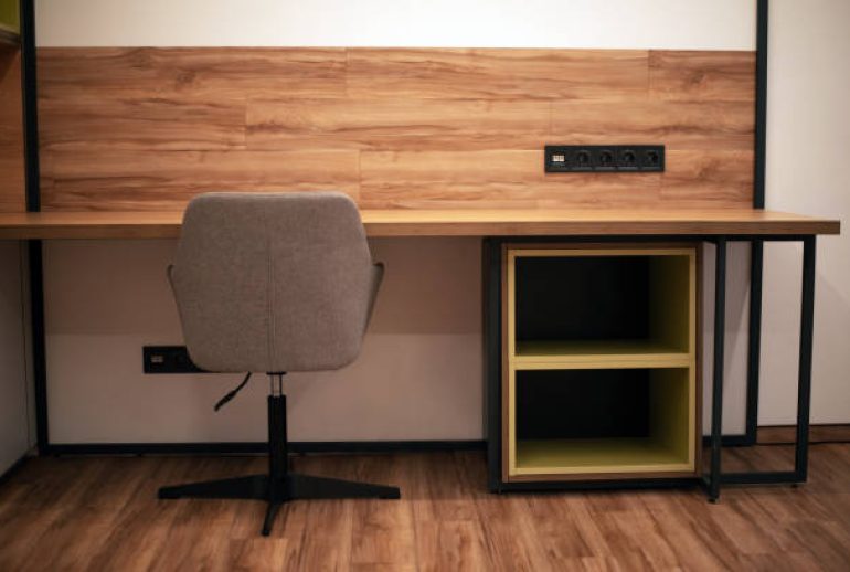 Best Adjustable Desks Suitable for Drawing