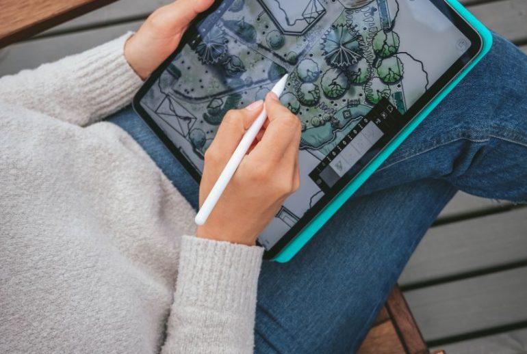 Why Do I Draw Better on Paper Than on Digital Tablets?